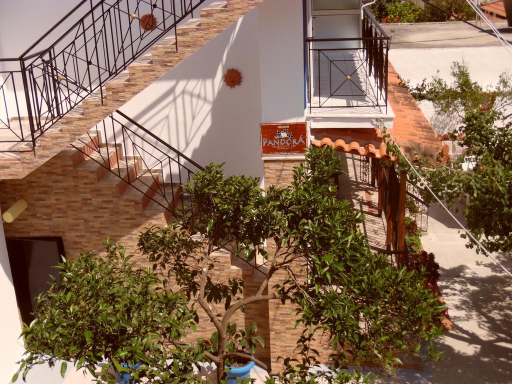 Pansion Pandora Apartamento Skiathos Town Quarto foto